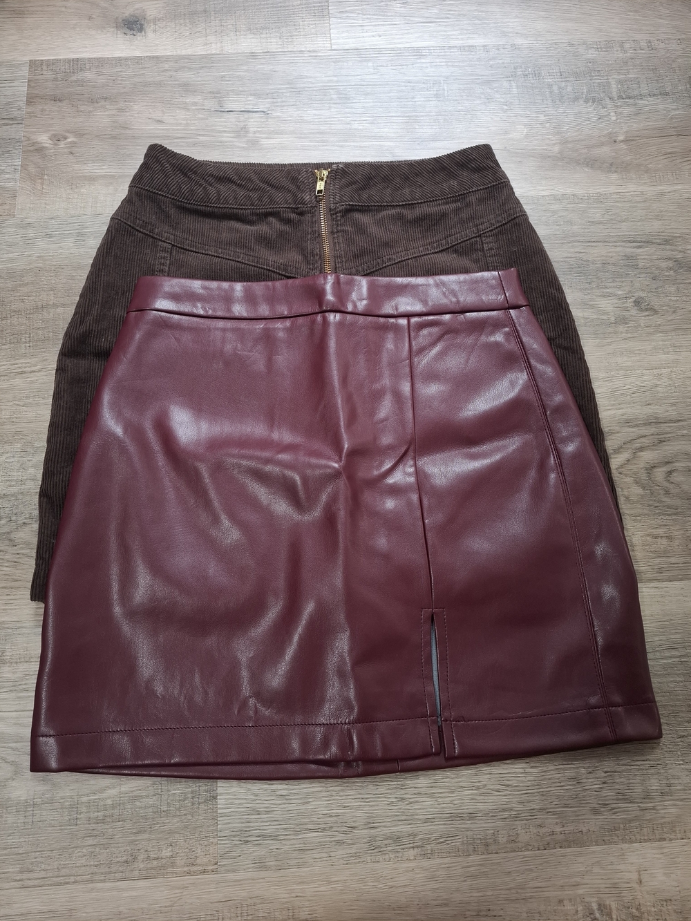 Bundle of 2 Women’s Mini Skirts Size Small Burgundy Faux Leather Brown Courderoy